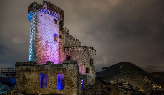 Castel Govone in Nottura di Walter Nesti